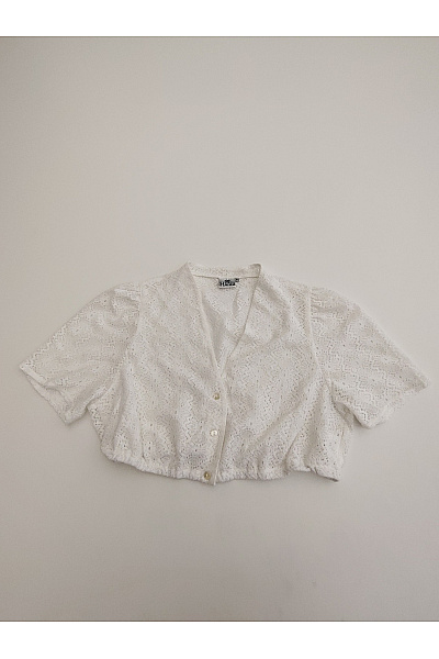 Bílá krajková crop halenka s krátkým rukávem Velikost DE 44 | Unimoda | obrázek 2
