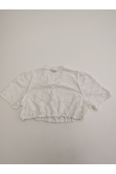 Bílá krajková crop halenka s krátkým rukávem Velikost DE 44 | Unimoda | obrázek 3