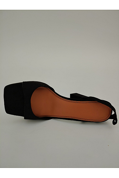 Design Černé elegantní lodičky na vysokém podpatku s platformou a volnou patou Velikost US 7 | Design | obrázek 3