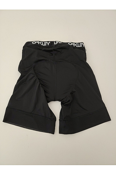 Černé sportovní cyklistické kraťasy s vložkou Velikost XS | Unimoda | obrázek 4