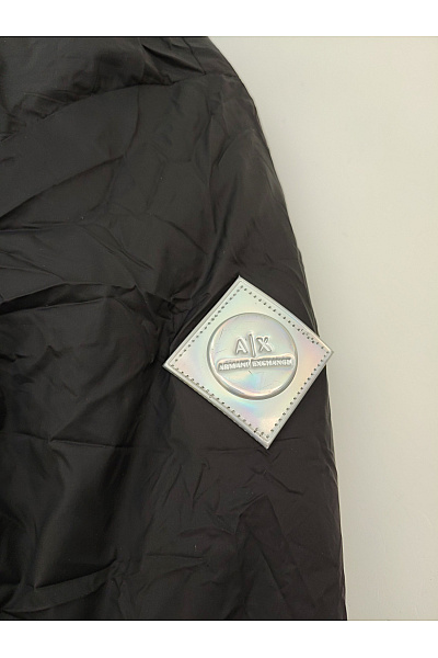 ARMANI Černá krátká prošívaná puffer bunda Velikost M | ARMANI | obrázek 2