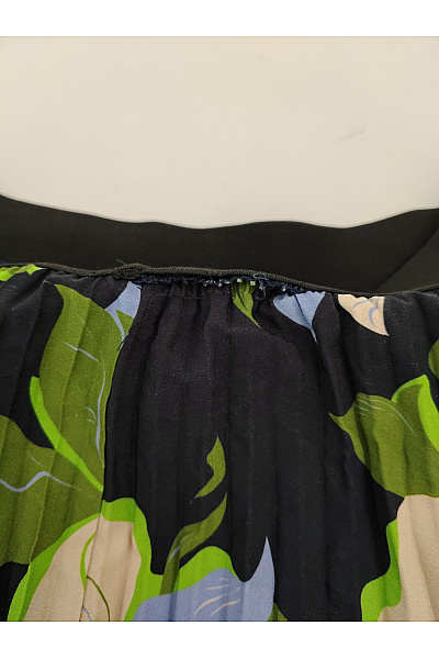 Barevná plisovaná midi sukně s květinovým vzorem Vel. EU 38 | Unimoda | obrázek 8