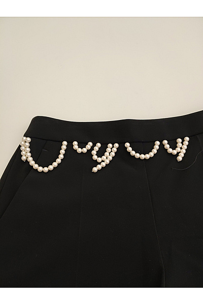 MOSCHINO Černé elegantní krátké šortky s perlami Vel. DE 34 | MOSCHINO | obrázek 3