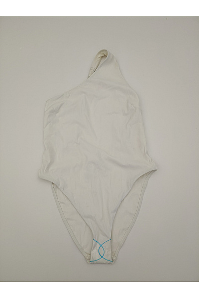 Calvin Klein Bílé Asymetrické Jednodílné Plavky Velikost M