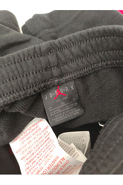 Nike Černé chlapecké bavlněné kraťasy s červenými detaily Vel. US 3T | Nike | obrázek 4