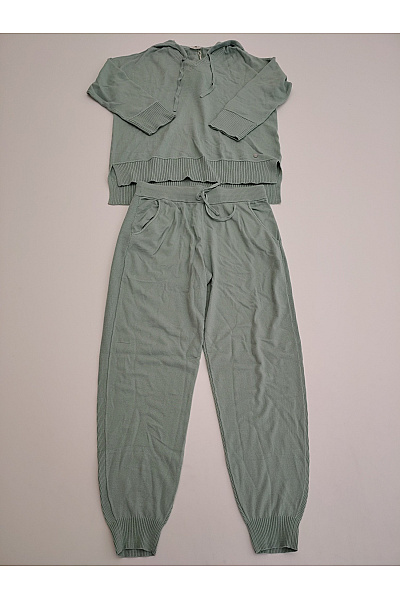 C'est Tout Dámský Khaki Pletený Komplet Oversized Volný Smart Casual Velikost DE 42