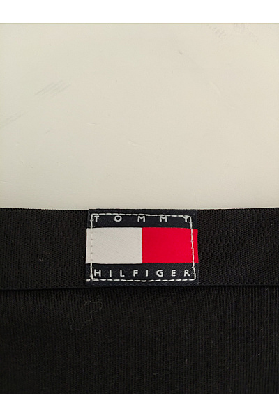TOMMY HILFIGER Černé dámské tanga Vel. L | TOMMY HILFIGER | obrázek 2