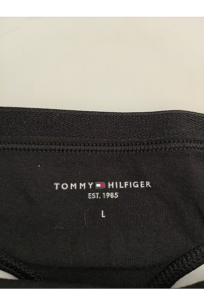 TOMMY HILFIGER Černé dámské tanga Vel. L | TOMMY HILFIGER | obrázek 3
