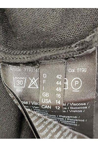 Černý dámský pulovr se stojáčkem oversized Velikost 42 | Unimoda | obrázek 6