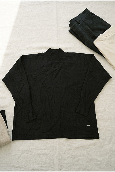 Černý Dámský Pulovr Se Stojáčkem Oversized Velikost 42