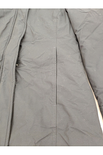 Woolrich Dámská černá zimní parka s kapucí a kožíškem Vel. L | Woolrich | obrázek 3