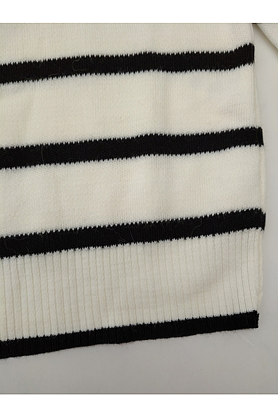 SHADE Dámský pruhovaný pulovr se spadlými rameny Velikost XL | SHADE | obrázek 2