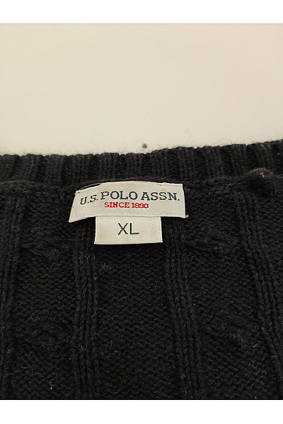 U.S.POLO ASSN. Dámský černý pletený pulovr s copánkovým vzorem a výstřihem do V Vel. US XL | U.S.POLO ASSN. | obrázek 5