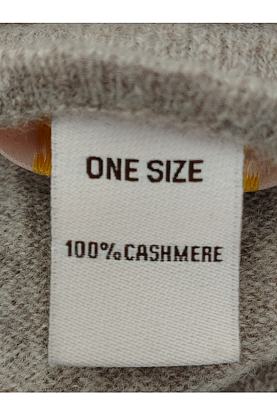 HUGENBERG Hnědá kašmírová trojcípá šála s třásněmi Vel. ONE SIZE | HUGENBERG | obrázek 7