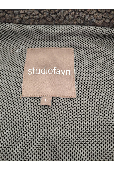 STUDIOFAVN Pánská hnědá chlupatá vesta bez rukávů se zapínáním Velikost L | STUDIOFAVN | obrázek 5