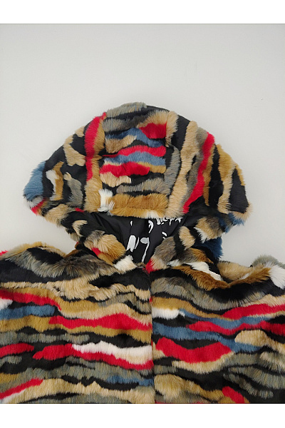 DESIGUAL Barevná chlupatá zimní bunda s kapucí Velikost L | DESIGUAL | obrázek 5