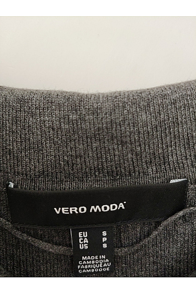 VERO MODA Šedý pletený žebrovaný pulovr s límečkem na knoflíky Velikost EU S | VERO MODA | obrázek 5