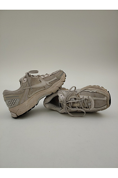 Nike tenisky Zoom Vomero 5 Šedé Velikost EU 36.5 | Nike | obrázek 7