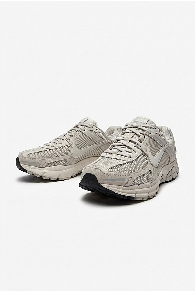 Nike Tenisky Zoom Vomero 5 Šedé Velikost EU 36.5