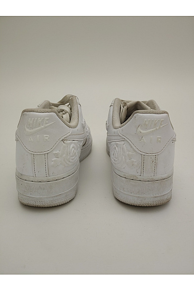 Nike tenisky Air Force 1 Low '07 White Roses Bílé Vel. EU 40.5 | Nike | obrázek 5