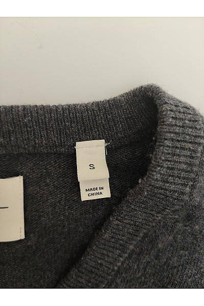 GANT Šedý vlněný pulovr s výstřihem do V basic Velikost S | GANT | obrázek 5