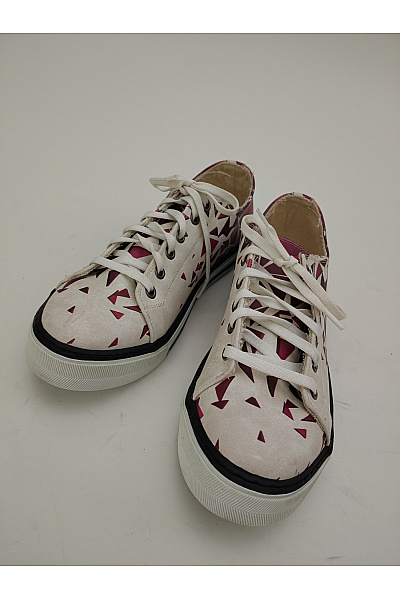 Tenisky Custom Kiks Geometric Sneakers: Triangle Pattern Low Top Barevné Vel. EU 40 | Unimoda | obrázek 3