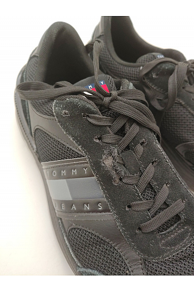 TOMMY HILFIGER Pánské tenisky Jeans Retro Runner Mesh Černé Velikost 43 | TOMMY HILFIGER | obrázek 4