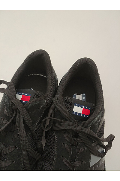 TOMMY HILFIGER Pánské tenisky Jeans Retro Runner Mesh Černé Velikost 43 | TOMMY HILFIGER | obrázek 7