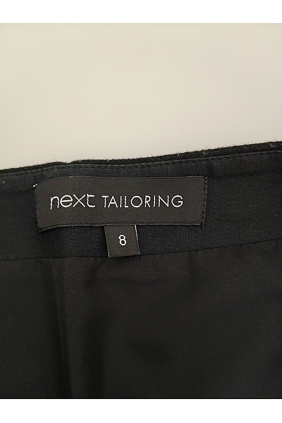 Next Černá vlněná mini sukně s cvočky Vel. UK 8 | Next | obrázek 5