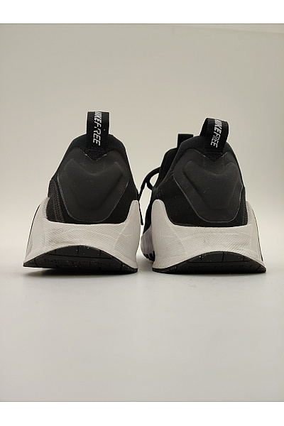 Nike tenisky Free Metcon 3 Černobílé Velikost EU 38,5 | Nike | obrázek 9