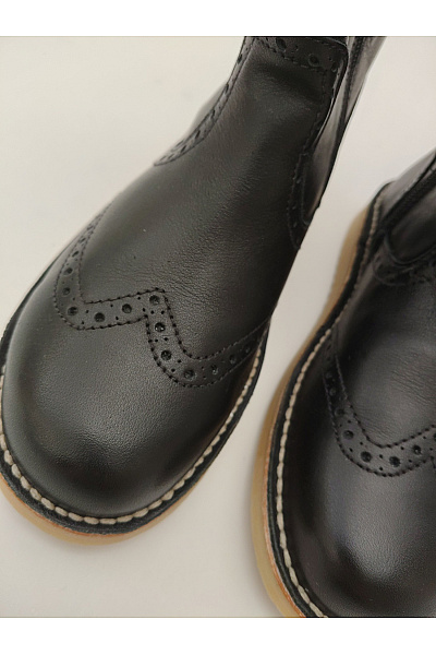 pom Dětské černé kozačky s brogue zdobením na zip Velikost 36 | pom pom | obrázek 6