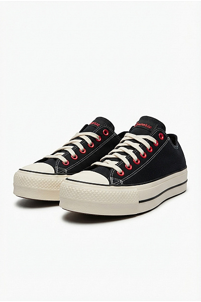 CONVERSE Tenisky Chuck Taylor All Star Lift Platform Hearts (A19059C) Černé Velikost 40