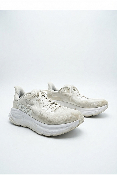HOKA ONE Tenisky Clifton 9 Bílé Velikost US 6.5B
