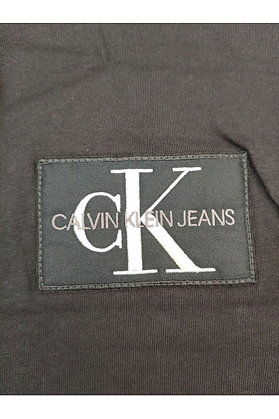 Calvin Klein Pánské černé bavlněné tričko s krátkým rukávem a prodlouženým zadním dílem | Calvin Klein | obrázek 3