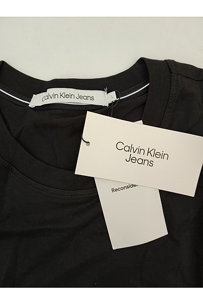 Calvin Klein Pánské černé bavlněné tričko s krátkým rukávem a prodlouženým zadním dílem | Calvin Klein | obrázek 5