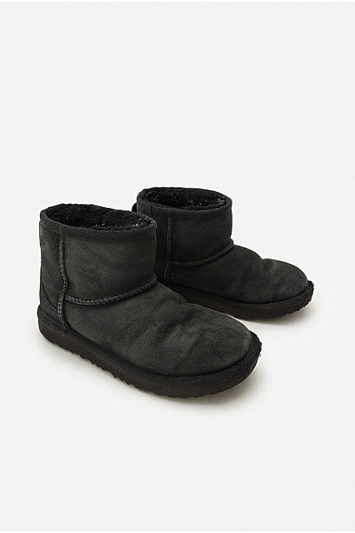 UGG Dětské černé Kotníkové Válenky S Kožíškem Velikost EU 32.5