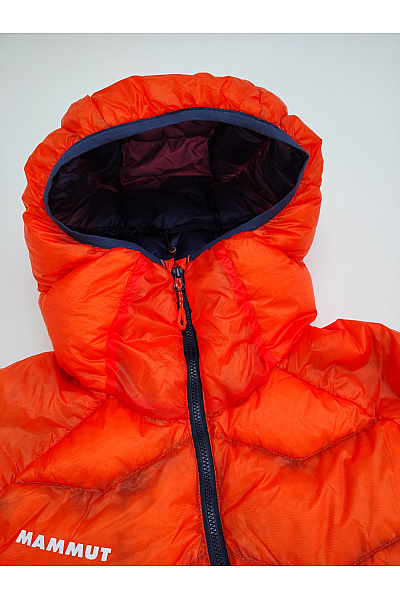 MAMMUT Oranžová prošívaná zimní bunda s kapucí Velikost EU M | MAMMUT | obrázek 3