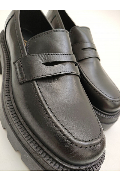 BUFFALO Dámské kožené polobotky na platformě černé | BUFFALO | obrázek 6