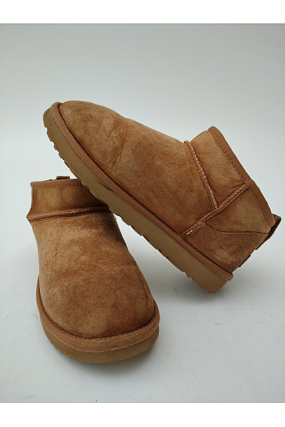 UGG Hnědé kotníkové válenky s kožíškem Velikost 39 | UGG | obrázek 4
