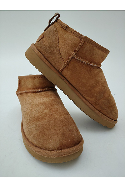 UGG Hnědé kotníkové válenky s kožíškem Velikost 39 | UGG | obrázek 5