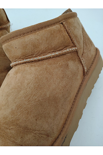UGG Hnědé kotníkové válenky s kožíškem Velikost 39 | UGG | obrázek 8