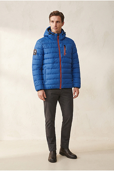 Peak Mountain Modrá Prošívaná Sportovní Bunda S Kapucí Se Zipem