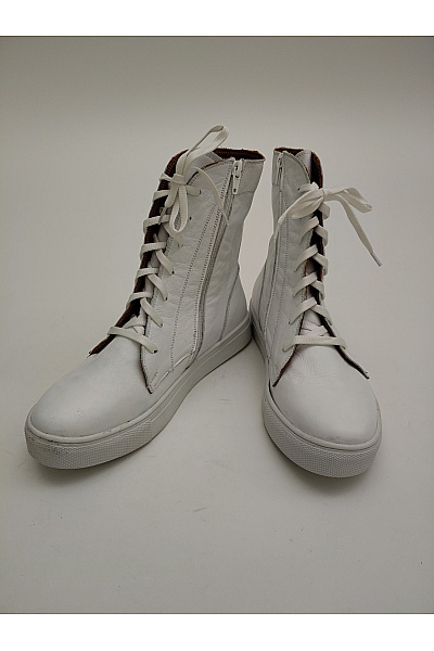 Tenisky Lofina Sneaker with a white sole Bílé Vel. 38 | Unimoda | obrázek 2