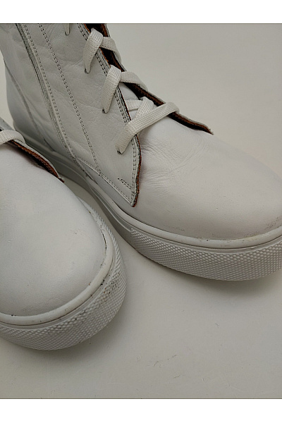 Tenisky Lofina Sneaker with a white sole Bílé Vel. 38 | Unimoda | obrázek 8