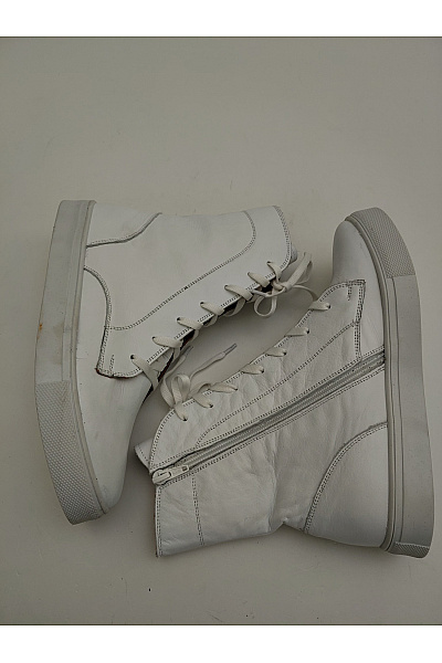 Tenisky Lofina Sneaker with a white sole Bílé Vel. 38 | Unimoda | obrázek 11