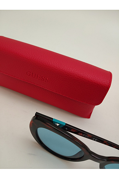 Guess Dámské sluneční brýle kočičí tvar hnědé želvovinové | Guess | obrázek 3