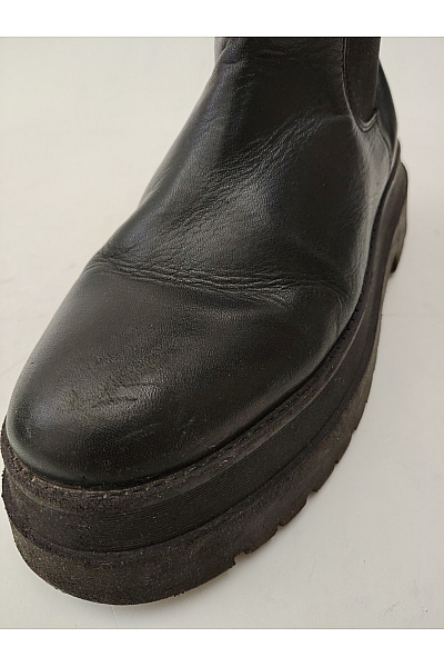 Černé dámské polokozačky na platformě s vysokou podrážkou Vel. EU 41 | Unimoda | obrázek 6