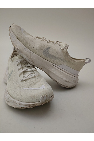 Nike tenisky Invincible 3 Bílé Vel. 39 | Nike | obrázek 4