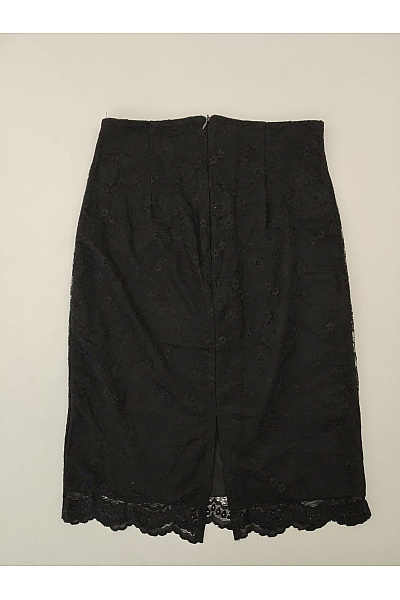 Černá krajková pouzdrová sukně midi s rozparkem Vel. XS | Unimoda | obrázek 4