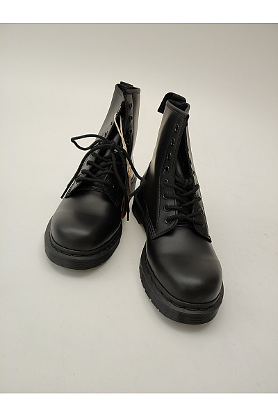 Dr.Martens Černé kotníkové šněrovací boty s kulatou špičkou | Dr.Martens | obrázek 3